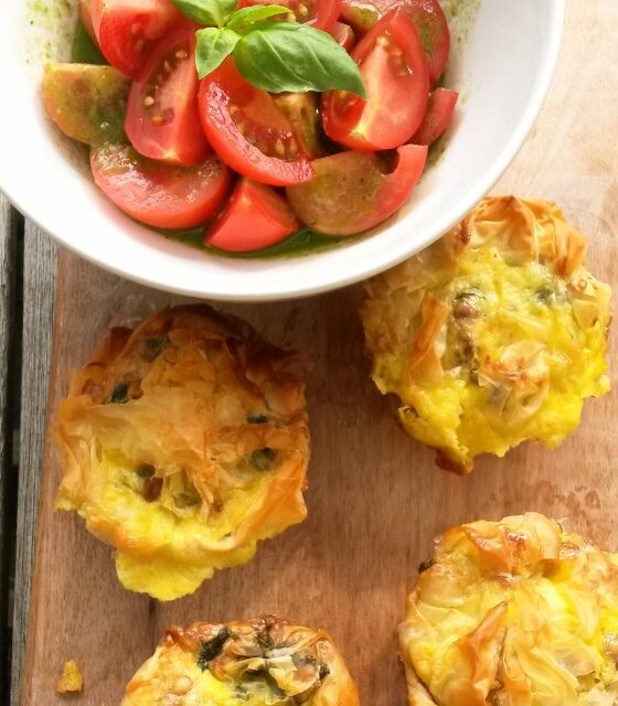 Hartige Muffins van Filodeeg met Spinazie en Feta